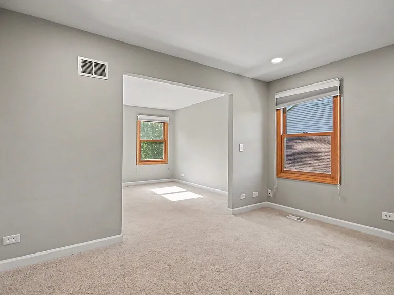 5195 Castaway Ln — Photo 21