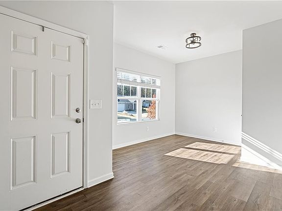 3rd image of 5120 Minnow Ln