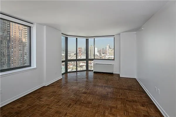 Rented by Addison Property Group | media 1