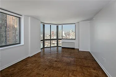 Rented by Addison Property Group