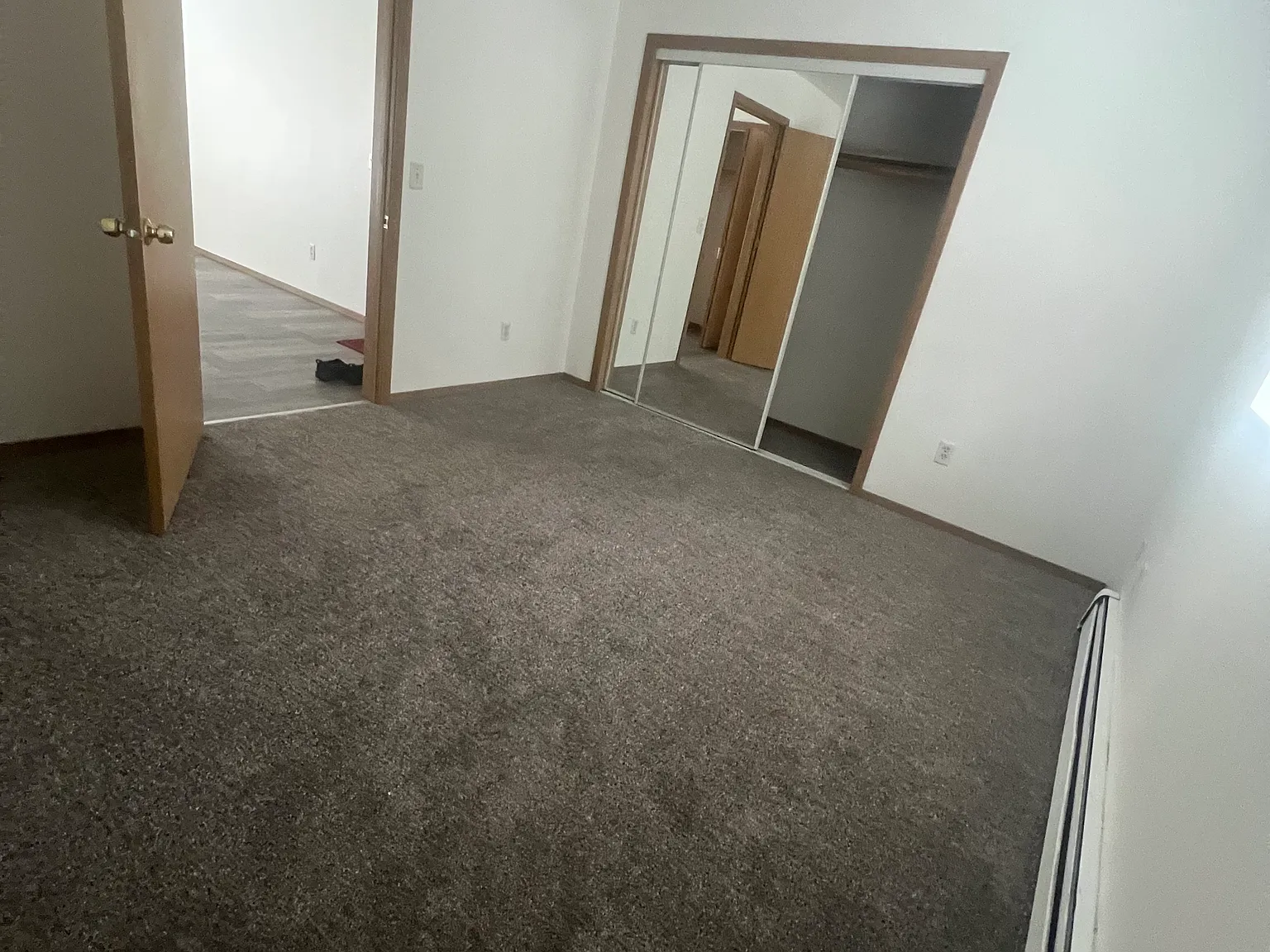 2 bed, 1000 sqft, $1,750 — Photo 4