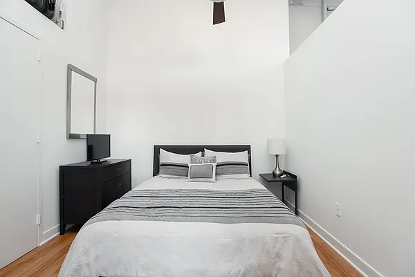 Sold by Nestseekers | media 8