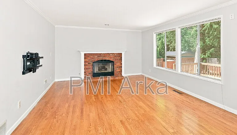 23408 NE 29th Pl — Photo 2