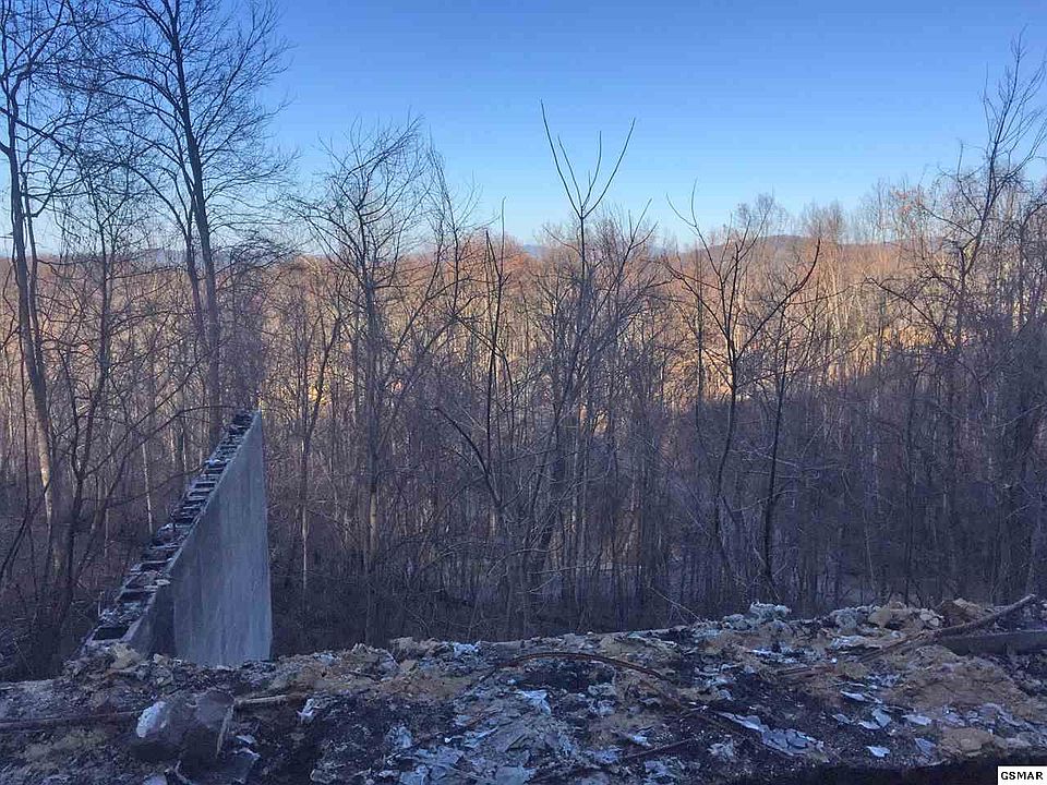 2nd image of 782 Chestnut Dr
