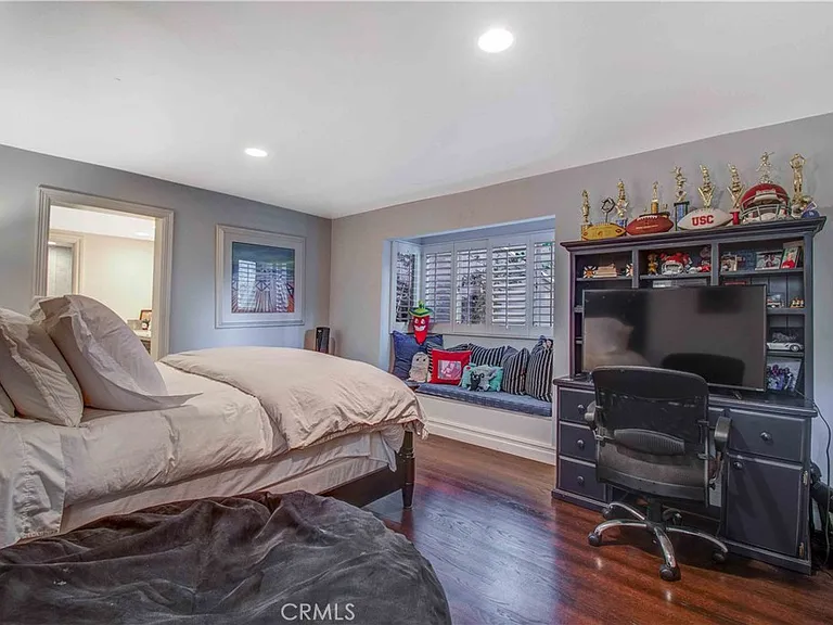 255 Emerald Bay — Photo 19