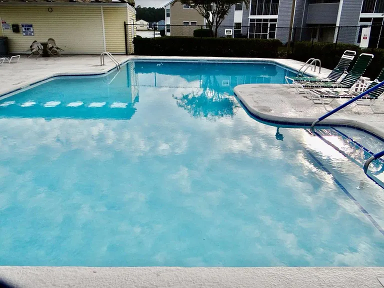 8725 Chandler Dr — Photo 15
