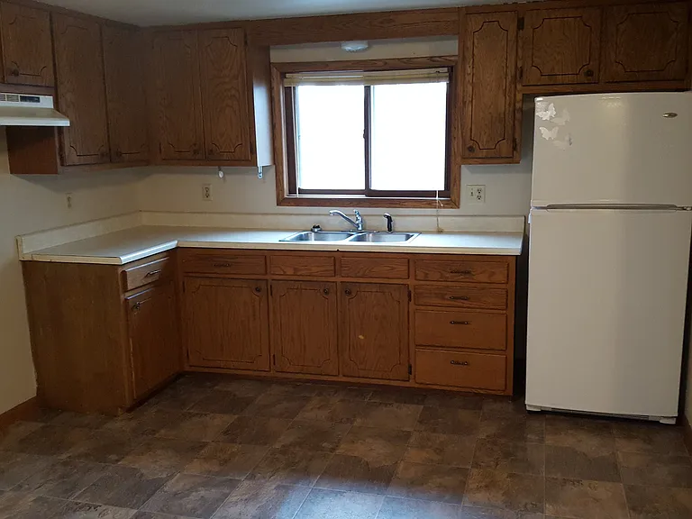 507 Humboldt Ave — Photo 2