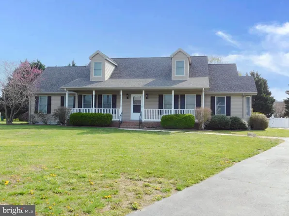 7 Great Day Ct, Dover, DE 19901