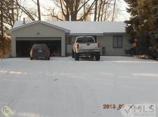 5220 Lavely Ln, East China, MI