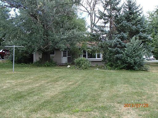 2nd image of 18000 Highland Ave