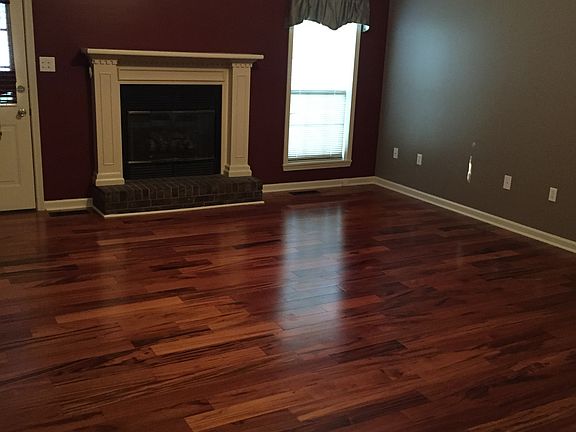 Great Room with Fireplace