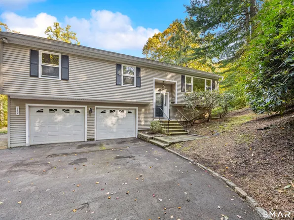 122 Maple Hill Road, Naugatuck, CT 06770
