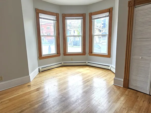 234 Pearl St, 234 Pearl St APT 11, Burlington, VT 05401