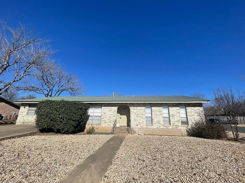 1st image of 306 Broadmoor Dr