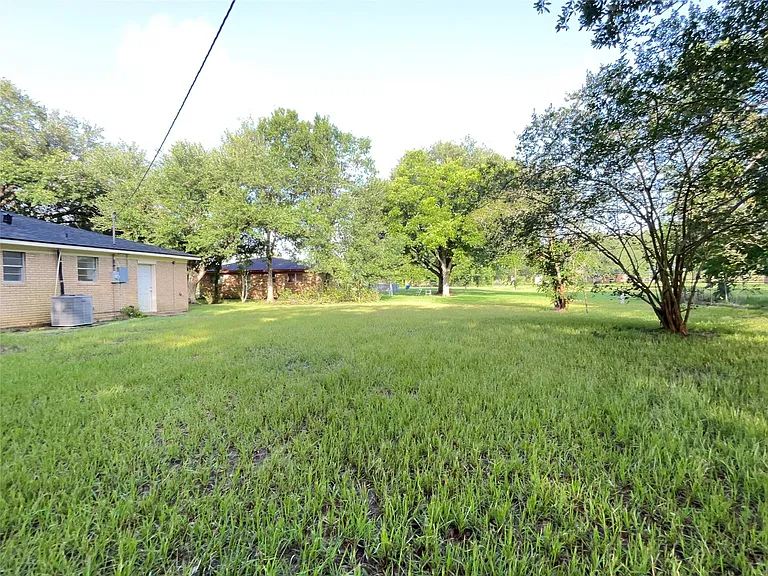 409 La Bradford Dr — Photo 20