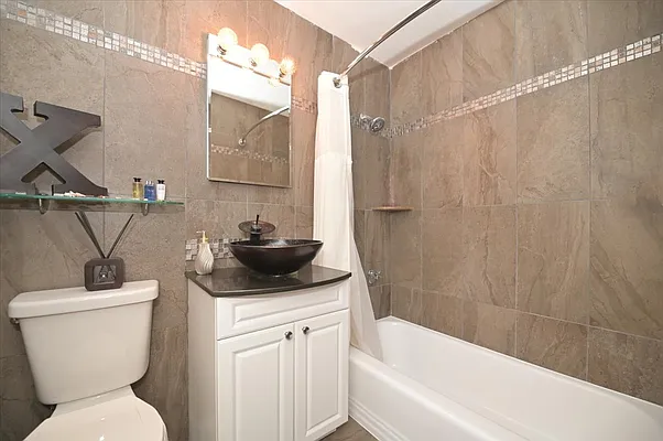 Rented by Charitable Broker | media 20