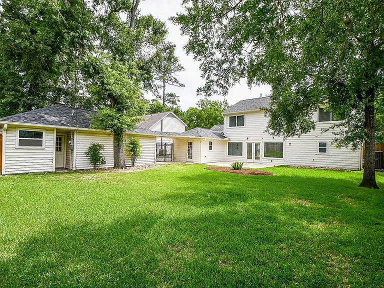707 Thistlewood Dr — Photo 35