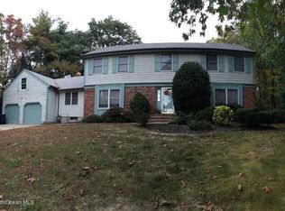 3246 Rambling Hill Ct, Allenwood, NJ 08720