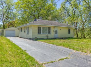 2124 Homecrest Ave, Kalamazoo, MI 49001