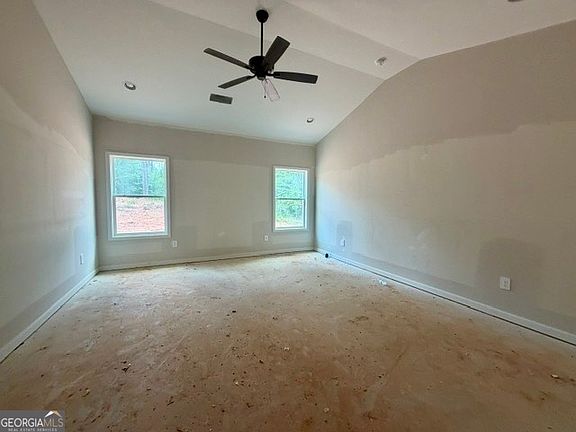 5th image of 50 Pineland Dr #11