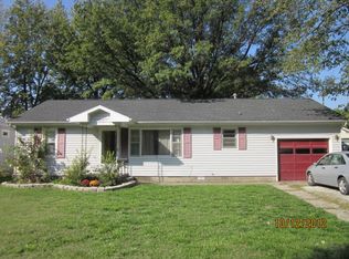 1513 S Park St, Robinson, IL 62454