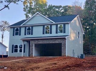 7601 Denbur Dr, Charlotte, NC 28227