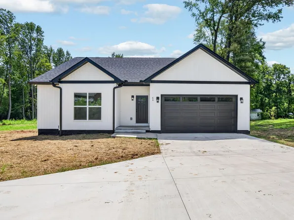 64 Virginia St, Cookeville, TN 38506
