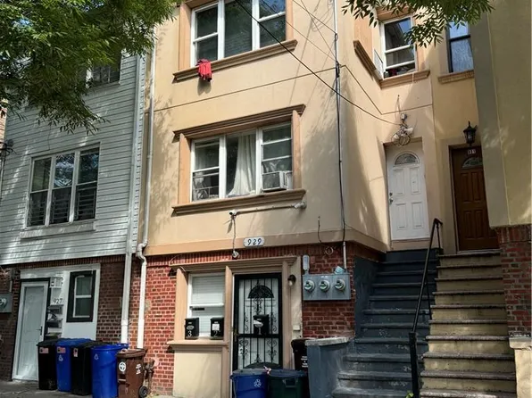 929 E 213th Street, Bronx, NY 10469