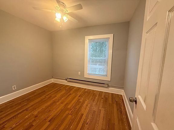 3rd image of 30 Grant Ave Unit 2