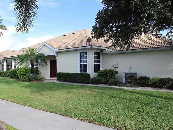 3rd image of 4736 Whispering Oaks Dr