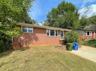 58 Longview Rd, Asheville, NC 28806