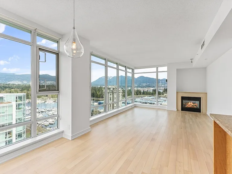 1616 Bayshore Dr #2104 — Photo 2