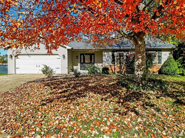 14 Horizon Dr, Saint Peters, MO 63376