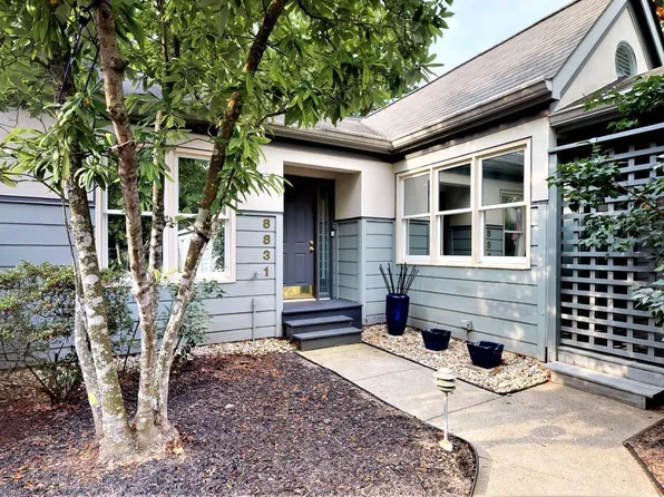 8831 Montgomery Rd, Cincinnati, OH 45236