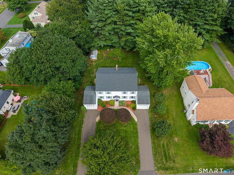 115 Brandegee Ln — Photo 35