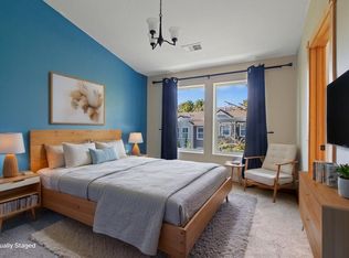 10237 NW Wilshire Ln, Portland, OR 97229
