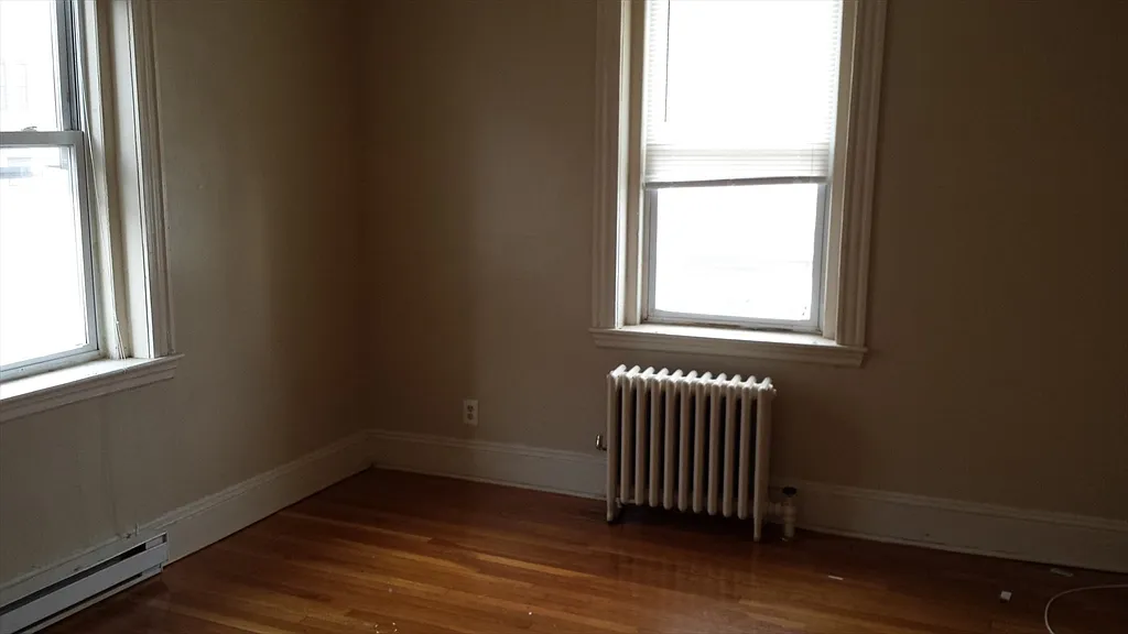 1 bed, 1.0 bath, 625 sqft, $1,900 — Photo 3