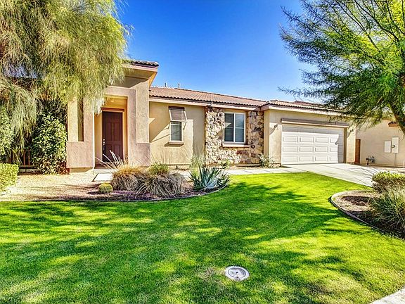 5th image of 42770 La Danza Ct