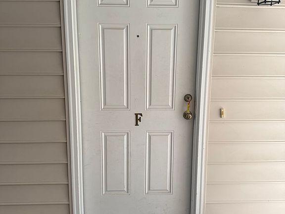 2nd image of 7143F W Friendly Ave