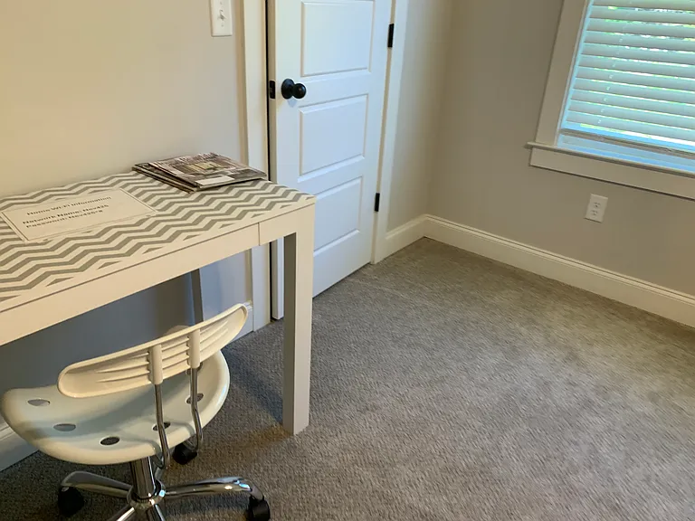 425 Live Oak Dr — Photo 26