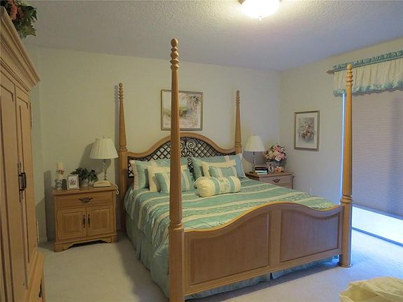 5th image of 2880 NE 14th Street Causeway #403