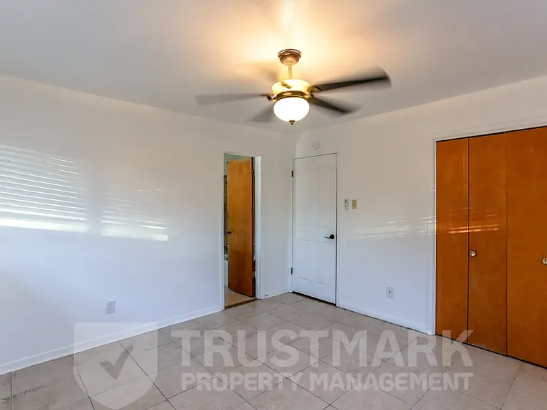 101 Highland Oaks Dr — Photo 28