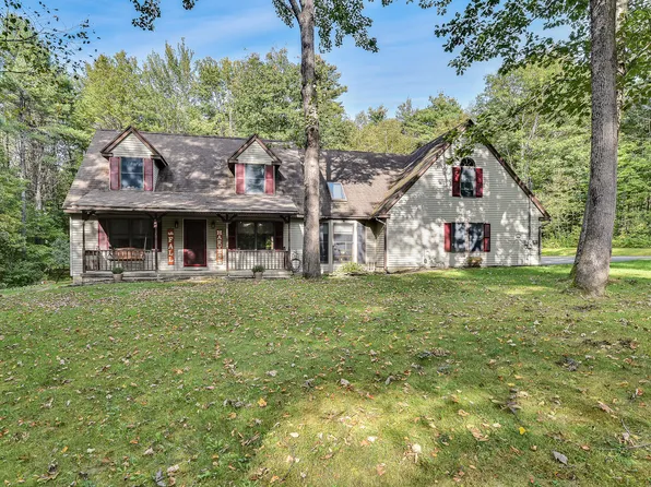 14 Randall Road, Winslow, ME 04901