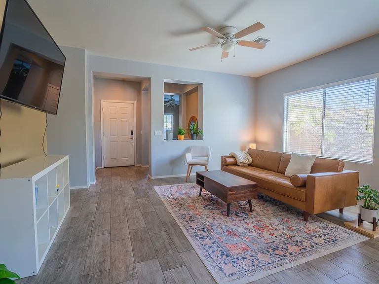 2313 N Presidential Dr — Photo 5