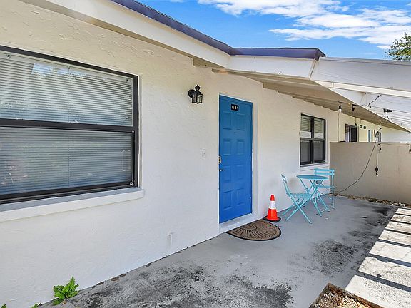 2nd image of 3016 SW 21st Terrace #361b