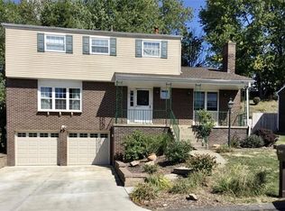217 Boyce Park Dr, Pittsburgh, PA 15239