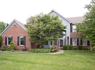 11427 Sutton Place Dr E, Carmel, IN 46032