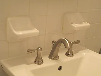 Rented by Metropolis Real Estate of Manhattan