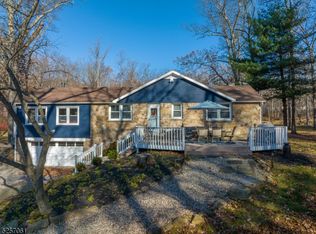53 Old Readingsburg Rd, Califon, NJ 07830