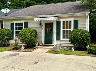 135 Saint Kitts Ct, Greenwood, SC 29649